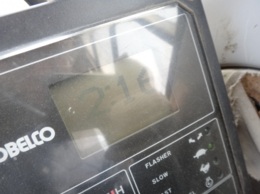 รถขุดดิน SK120-1 มาร์คทรี  รถสวย สภาพเดิมนอกจากญี่ปุ่น  เพิ่งลงมาถึงไทย  ตอนนี้รถอยู่ที่ C.S. หลักสี่แล้ว  โทร.081-373-0559