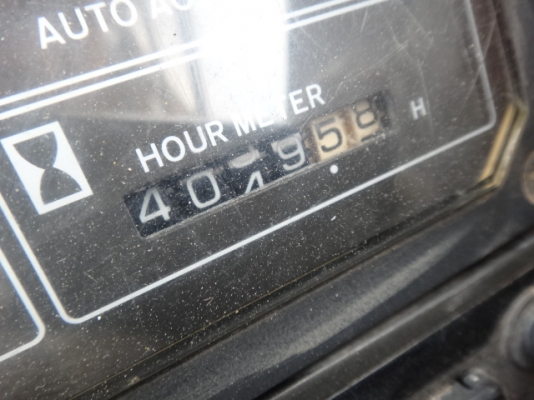 รถขุดดิน SK120-1 มาร์คทรี  รถสวย สภาพเดิมนอกจากญี่ปุ่น  เพิ่งลงมาถึงไทย  ตอนนี้รถอยู่ที่ C.S. หลักสี่แล้ว  โทร.081-373-0559