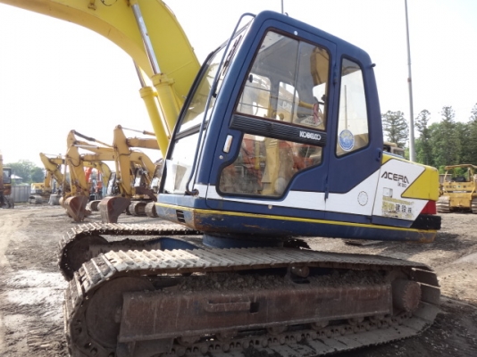 รถขุดดิน SK120-1 มาร์คทรี  รถสวย สภาพเดิมนอกจากญี่ปุ่น  เพิ่งลงมาถึงไทย  ตอนนี้รถอยู่ที่ C.S. หลักสี่แล้ว  โทร.081-373-0559