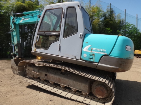 รถขุดดิน SK100-3 มาร์คไฟว์ซุปเปอร์ (ติดไลน์หัวเจาะ)  รถสวย  สภาพเดิมจากญี่ปุ่น เพิ่งเข้าไทย  ตอนนี้รถอยู่ที่ C.S.Motor หลักสี่ครับ  โทร.081-373-0559