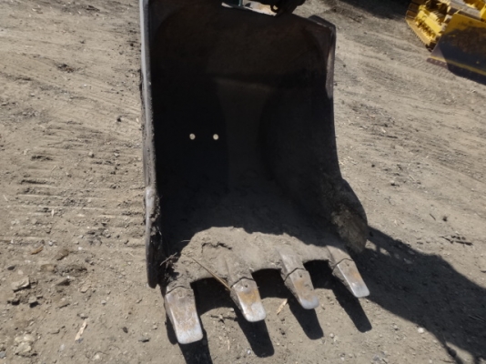 รถขุดดิน SK100-3 มาร์คไฟว์ซุปเปอร์ (ติดไลน์หัวเจาะ)  รถสวย  สภาพเดิมจากญี่ปุ่น เพิ่งเข้าไทย  ตอนนี้รถอยู่ที่ C.S.Motor หลักสี่ครับ  โทร.081-373-0559