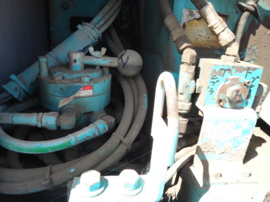 รถขุดดิน SK100-3 มาร์คไฟว์ซุปเปอร์ (ติดไลน์หัวเจาะ)  รถสวย  สภาพเดิมจากญี่ปุ่น เพิ่งเข้าไทย  ตอนนี้รถอยู่ที่ C.S.Motor หลักสี่ครับ  โทร.081-373-0559