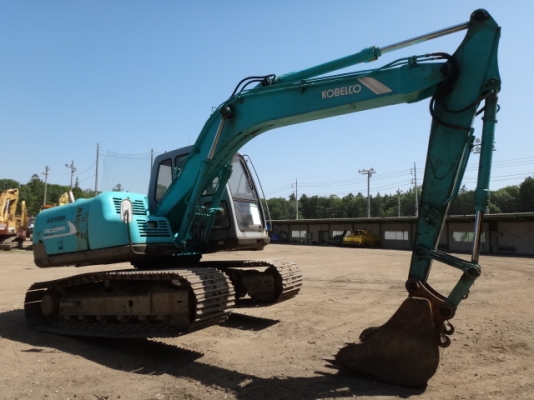 รถขุดดิน SK100-3 มาร์คไฟว์ซุปเปอร์ (ติดไลน์หัวเจาะ)  รถสวย  สภาพเดิมจากญี่ปุ่น เพิ่งเข้าไทย  ตอนนี้รถอยู่ที่ C.S.Motor หลักสี่ครับ  โทร.081-373-0559