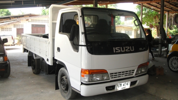 NKR หัวการ์ตูน เครื่อง135แรง สวยจัด พร้อมใช้