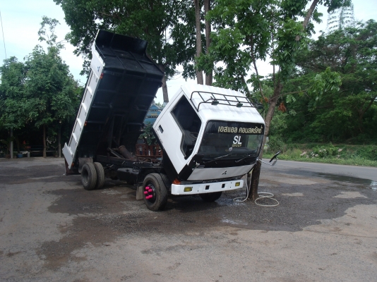 ขายรถดั้มมิตซูแคนเตอร์เครื่อง4D32