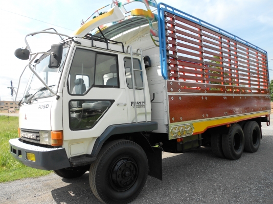 รถ 10 ล้อ MITSUBISHI  1 เพลา 195 แรงม้า