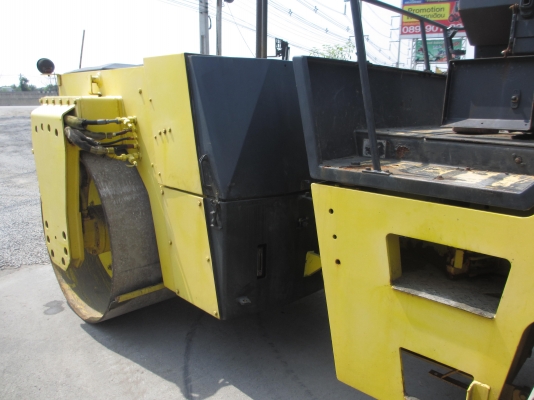 รถบด BOMAG 202AD คุณภาพเยี่ยม เก่านอก 10 ตัน รถบด BOMAG 202AD คุณภาพเยี่ยม เก่านอก 10 ตัน