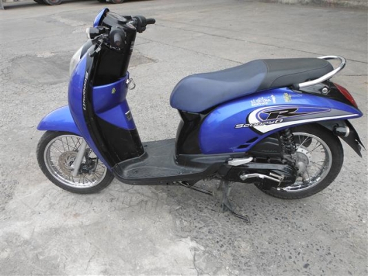 ขาย Scoopy I ปี 53 ราคา 21900rnเครื่องเดิมและดีครับ ชุดสีดูรูปเลยครับ เอกสารครบโอนได้rnrn