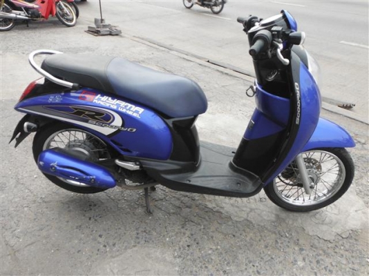 ขาย Scoopy I ปี 53 ราคา 21900rnเครื่องเดิมและดีครับ ชุดสีดูรูปเลยครับ เอกสารครบโอนได้rnrn