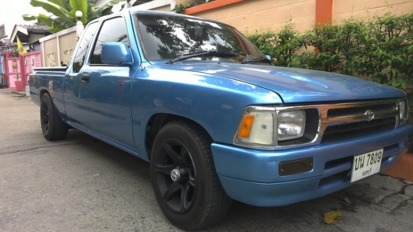 ขายรถสักคันครับ ลูกๆโตขึ้นมากต้องเปลี่ยนรถแล้ว สนใจโทรมาถามได้ ต่อรองมาขายได้ขายเลย