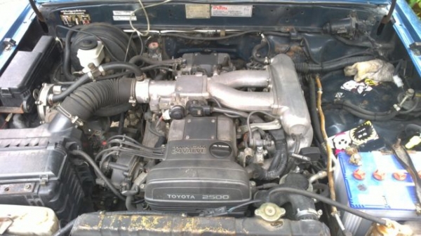 ขายรถสักคันครับ ลูกๆโตขึ้นมากต้องเปลี่ยนรถแล้ว สนใจโทรมาถามได้ ต่อรองมาขายได้ขายเลย