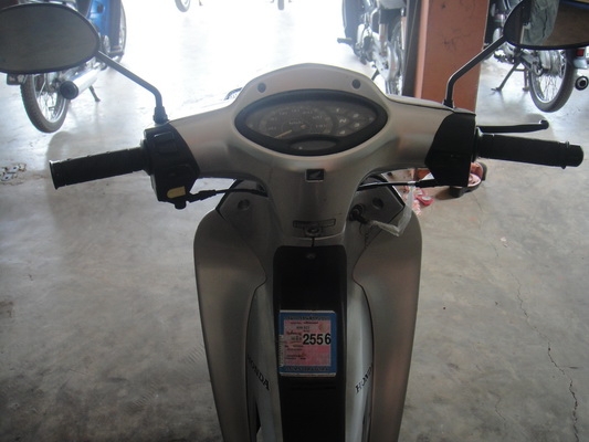 ขายฮอนด้า เวฟ 125 สีเทา -ดำ ทะเบียนพร้อมชุดโอน