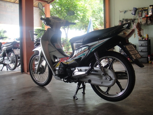 ขายฮอนด้า เวฟ 125 สีเทา -ดำ ทะเบียนพร้อมชุดโอน