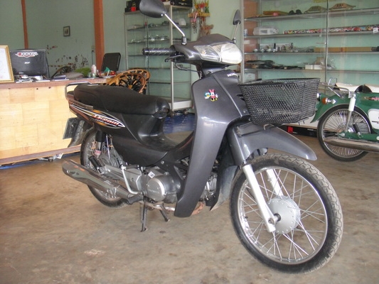 ขายฮอนด้าดรีม 125 ตัวใหม่ สีเทา (ทะเบียนพร้อมชุดโอน ) ขายฮอนด้าดรีม 125 ตัวใหม่ สีเทา (ทะเบียนพร้อมชุดโอน )