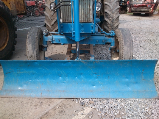 TRACTOR FORD 6610