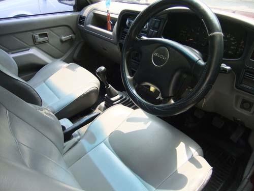 ISUZU SPACECAB 2.5 SX TURBO ปี 2001 ไม่พาวเวอร์ ขายด่วน