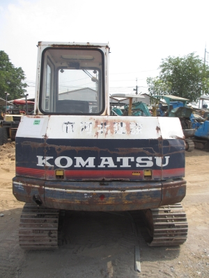 KOMATSU PC40-3 หัวเก๋ง  เก่านอก เอวแน่น ปั็มแรง สภาพพร้อมใช้ สุดๆเอาไปแบ่งกันใช้ได้เลย
