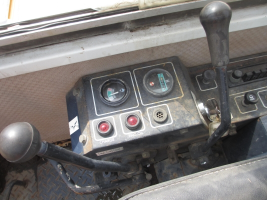 KOMATSU PC40-3 หัวเก๋ง  เก่านอก เอวแน่น ปั็มแรง สภาพพร้อมใช้ สุดๆเอาไปแบ่งกันใช้ได้เลย