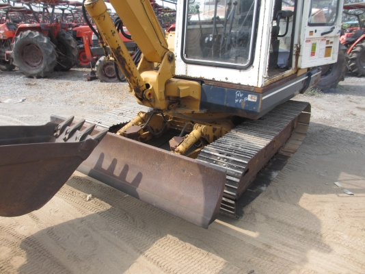 KOMATSU PC40-3 หัวเก๋ง  เก่านอก เอวแน่น ปั็มแรง สภาพพร้อมใช้ สุดๆเอาไปแบ่งกันใช้ได้เลย