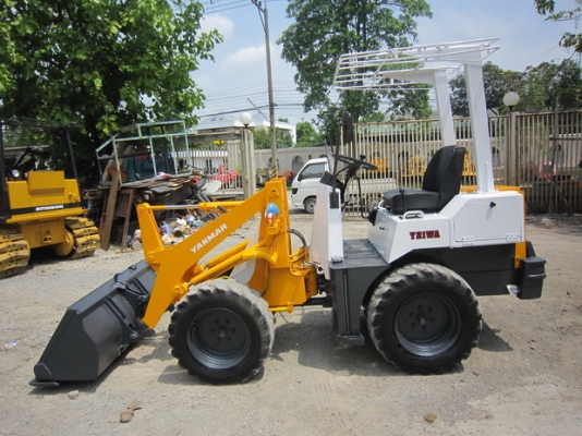 ขาย รถตักเล็ก  YANMAR รุ่น Y21WA  มือสองญี่ปุ่น
