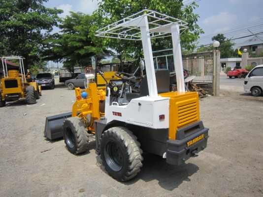 ขาย รถตักเล็ก  YANMAR รุ่น Y21WA  มือสองญี่ปุ่น