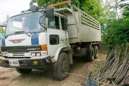 ขาย Hino F17 สองเพลาดั้มพ์ พร้อมใช้ โทร 088-4501277