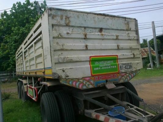 ต้องการขาย / รถ 10 ล้อ 2 เพลาดั้ม ISUZU เดก้า แม่/ลูก ( ลูก 3 เพลา )