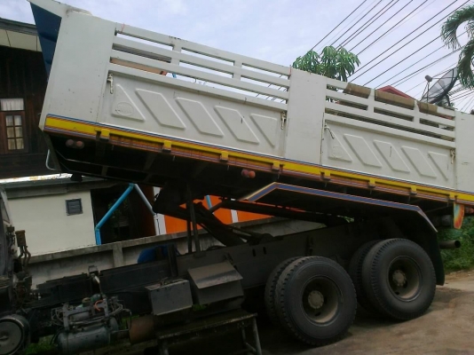 ต้องการขาย / รถ 10 ล้อ 2 เพลาดั้ม ISUZU เดก้า แม่/ลูก ( ลูก 3 เพลา )