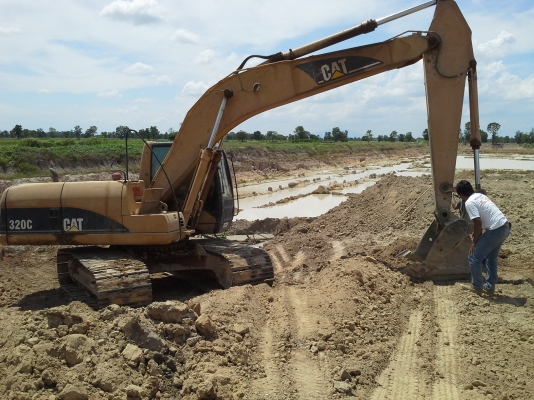 ขาย แบคโฮ