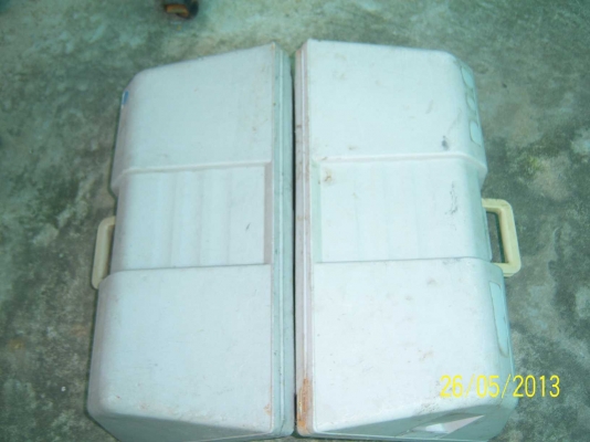 กล่องใส่ท้ายรถ