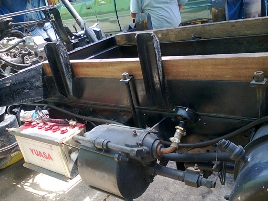 ขายดาวน์ หกล้อดั้ม ไดน่า 350