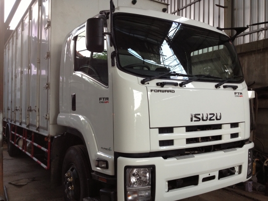 ขาย ISUZU FTRหัวโรโบคอบ CNG ห้างแท้ออกตรีเพชรปี 53 ตู้แห้ง10บาน