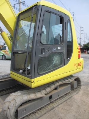 KOMATSU PC60-7  เก่านอก เอวแน่น ปั็มแรง สภาพพร้อมใช้ สุดๆเอาไปแบ่งกันใช้ได้เลยครับ   น้องร็อค จัดหั้ย สนใจโทร สอบถามได้ 081-8535656