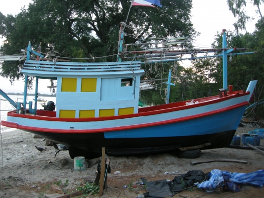 ขายเรือไดหมึก 150,000  บาท ต่อรองได้