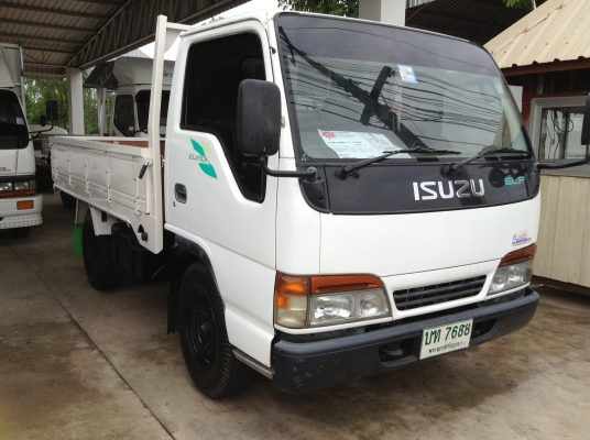 ขาย อีซูซุ 4 ล้อ NKR 80 แรงม้า