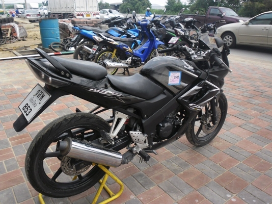 CBR150Rปี51ใมล์เหลืองเครื่องแน่นๆสีสวยเล่มพร้อม/โอนลอย