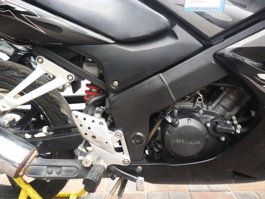 CBR150Rปี51ใมล์เหลืองเครื่องแน่นๆสีสวยเล่มพร้อม/โอนลอย