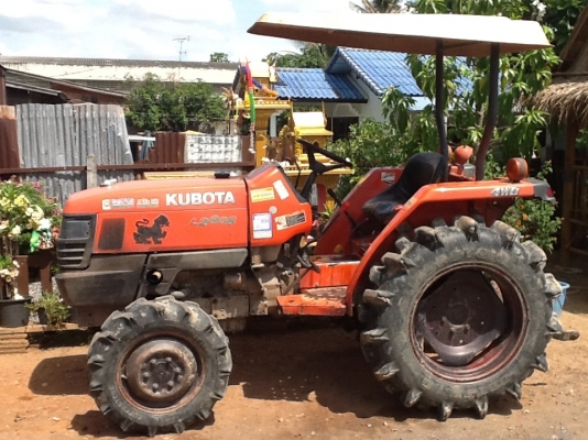 คูโบต้า L2808 4 WD 2 เพลา เดิมๆเครื่องดี เกียร์ดี ทำงาน 1624 ชั่วโมง