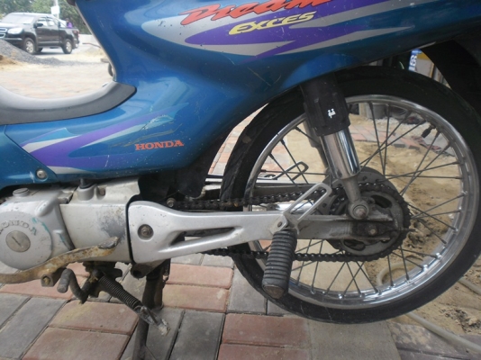 ดรีมรถบ้านเครื่่องดีแน่นๆสีไม่สวยเอกสารพร้อมโอนลอย