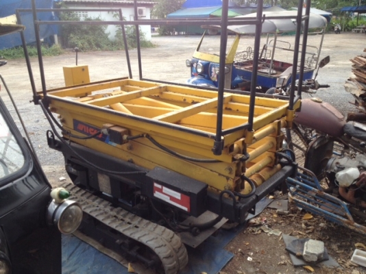 ขายรถกระเช้าสภาพเลี่ยมๆ"เลิกกิจการ" ขายรถกระเช้าสภาพเลี่ยมๆ"เลิกกิจการ"