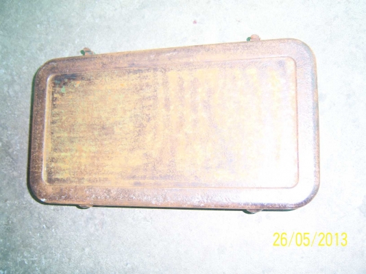 กล่องเหล็กพร้อมสว่าน