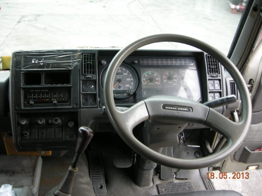 ขายรถหัวพ่วง nissan รุ่นcw30 ปี33 เครื่อง320แรงม้า ราคา770,000บาท ติดต่อคุณสมเกียรติ โทร081-641-5211