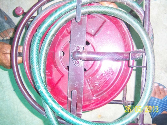 โลม้วนสายยาง(หรือไฟ)