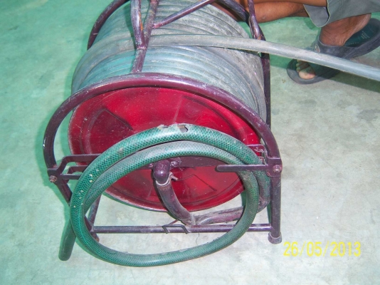 โลม้วนสายยาง(หรือไฟ)