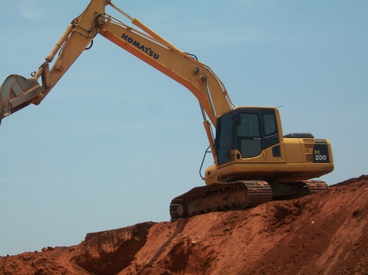 ขาย ดาวน์ KOMATSU PC200-8