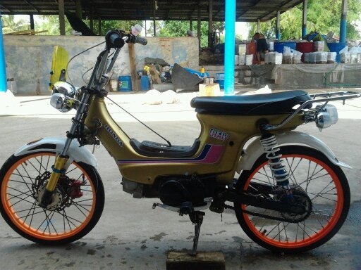 ขาย HONDA ชาลี เครื่อง HONDA เวฟ 100 ทะเบียนพร้อมโอน ภาษีไม่ขาดต่อ เครื่องดีมาก ขับแน่น ไม่ดัง กล้ารับประกันครับ ขาย HONDA ชาลี เครื่อง HONDA เวฟ 100 ทะเบียนพร้อมโอน ภาษีไม่ขาดต่อ เครื่องดีมาก ขับแน่น ไม่ดัง กล้ารับประกันครับ