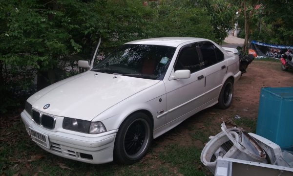 ขาย bmw  e36   โทร 0898495511  สภาพดี  วางเจ  ดมแก๊ส  150000 รถพร้อมใช้งาน