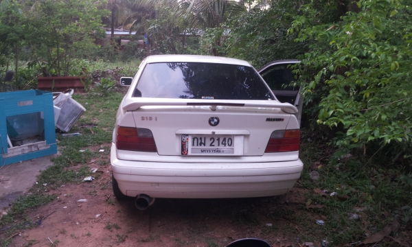 ขาย bmw  e36   โทร 0898495511  สภาพดี  วางเจ  ดมแก๊ส  150000 รถพร้อมใช้งาน