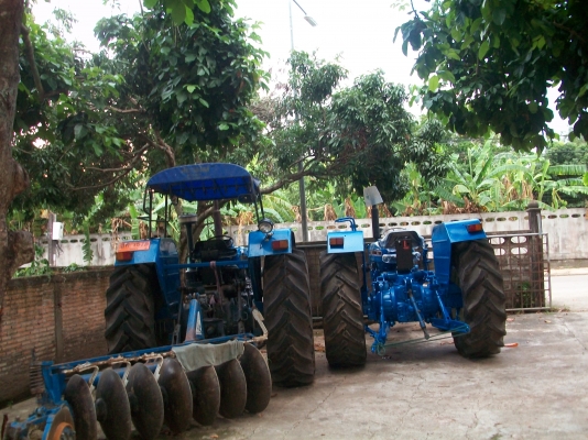 ขายรถไถ FORD 6610