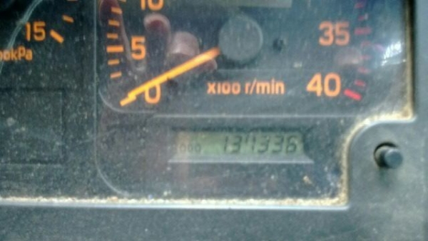 รถอิซูซุ 10 ล้อดั้ม 200 แรงม้า ปี 50  สนใจติดต่อ 081 - 6079515